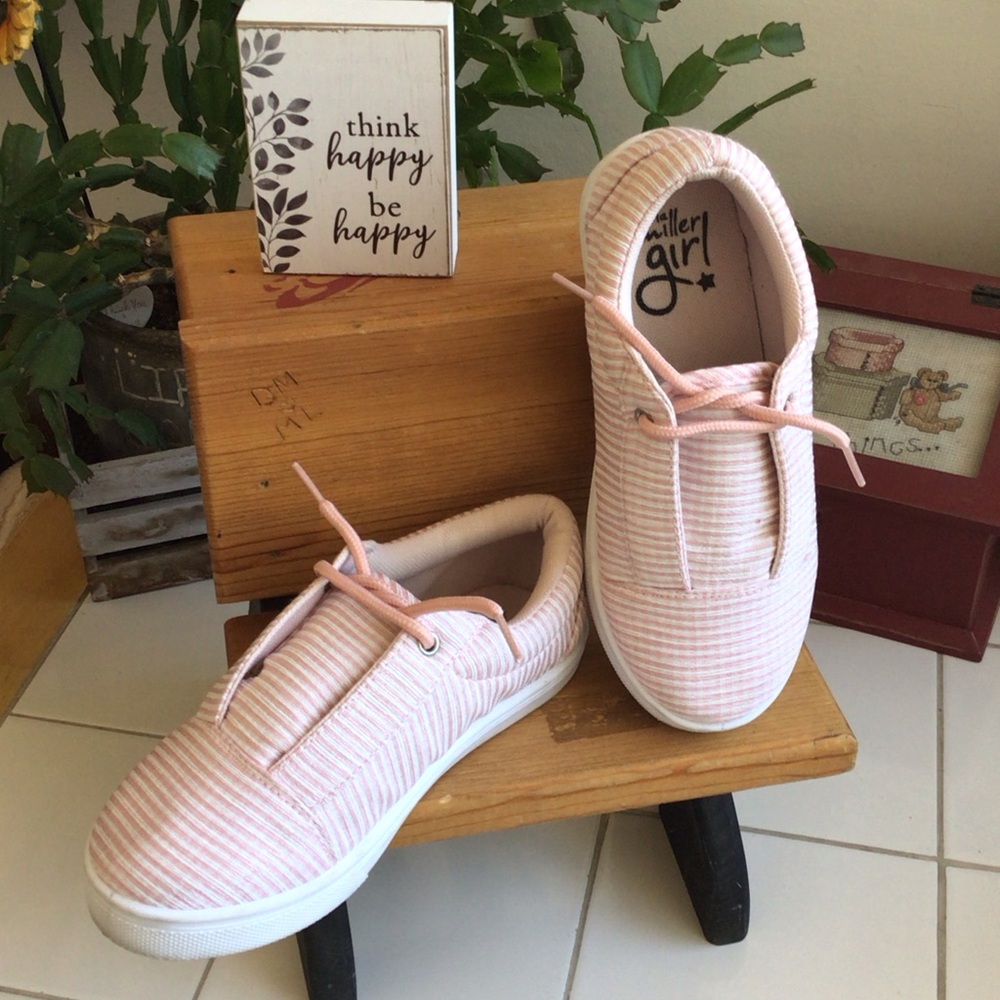 ‘Olivia Miller Girl’ Cherry Fluff Sneakers